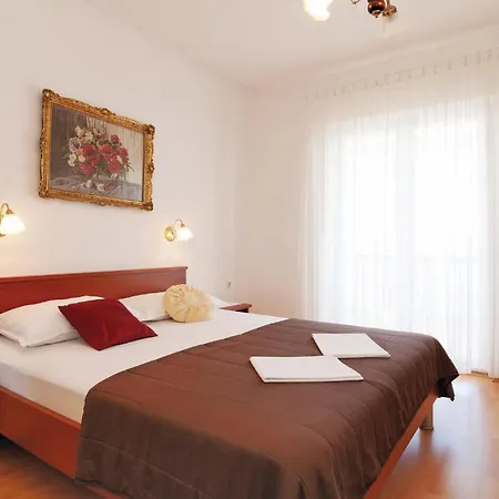 Apartment Beautiful Apartment In Pag With Kitchen Pag Town
