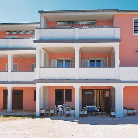 Beautiful Apartment In Pag With Kitchen Apartment