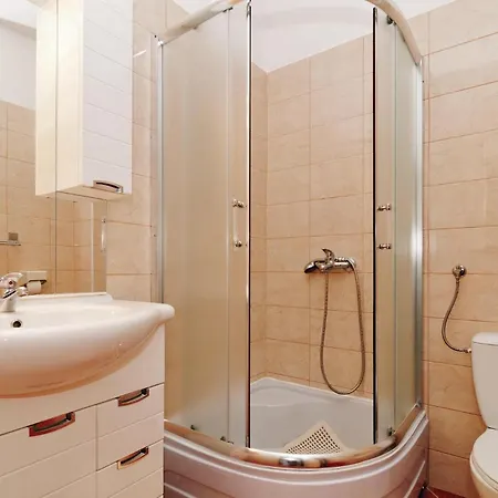 Gorgeous Apartment In Pag With House Sea View *