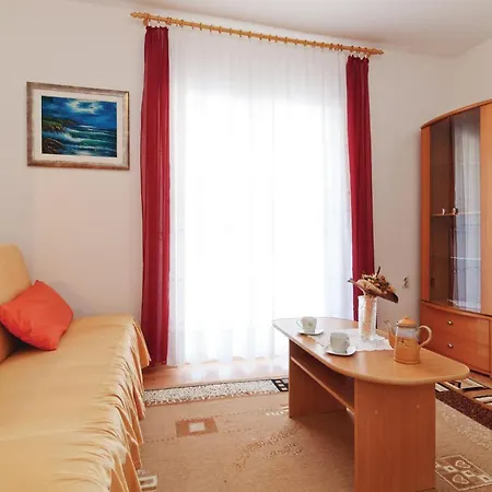 Gorgeous Apartment In Pag With House Sea View * Pag Town